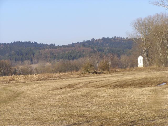 Hradec a Křídlí od Milav